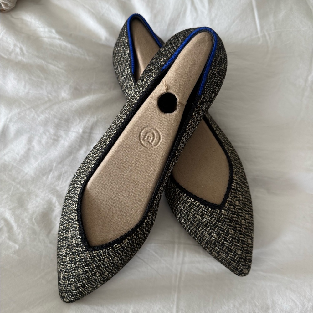 Rothy’s point  Black and gold Women's Flats